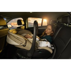 First-Seat Recline i-Size (40-87 cm) Full 360 i-Size base (Base s�lges separat)