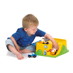 Dantoy - FunCars auto service and car park, 2 biler (ctn 4 pcs)